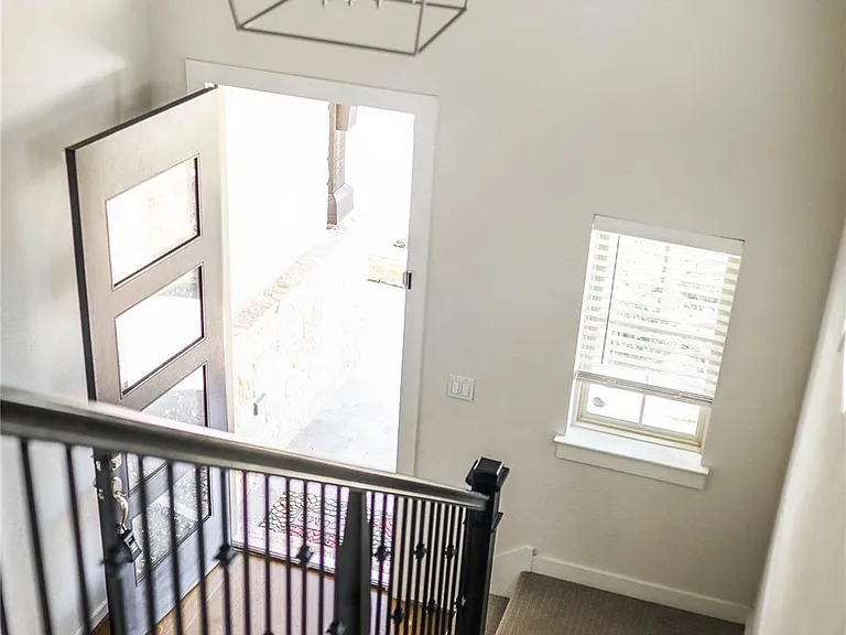 112 Rosebush Dr — Photo 20