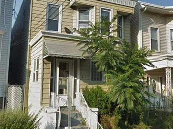216 50th St, West New York, NJ 07093
