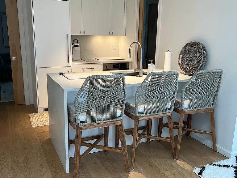 100 Ocean Ave #25 — Photo 9
