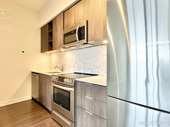 2nd image of 30 Ordnance St #2504