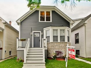 5842 W Patterson Ave, Chicago, IL 60634