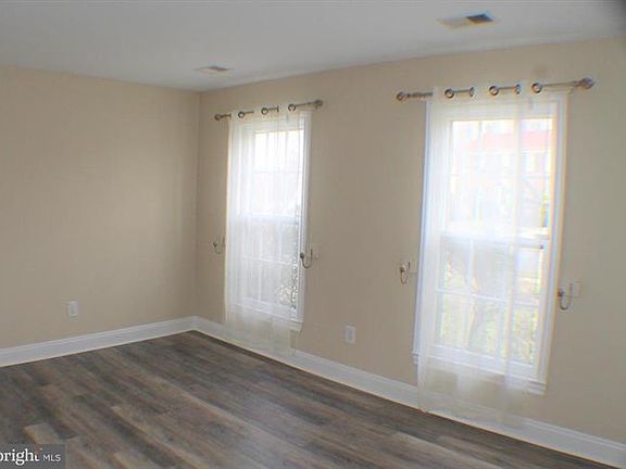 4th image of 14417 William Carr Ln