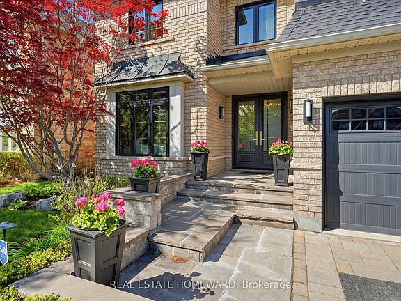3rd image of 2471 Castlebrook Rd