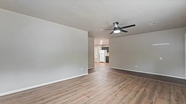 2 bed, 2.0 bath, 1016 sqft, $2,045 — Photo 4
