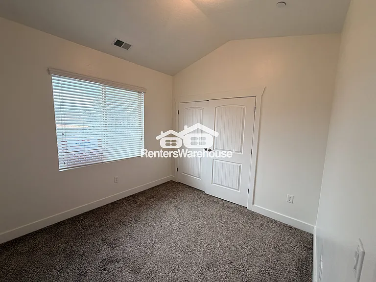 147 W Spring Hill Way — Photo 8
