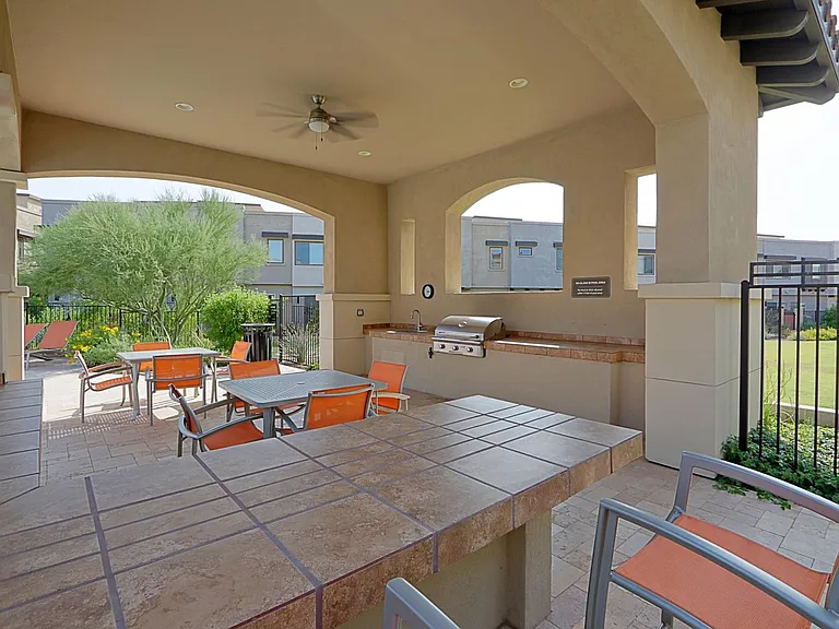 7350 E Vista Bonita Dr — Photo 31