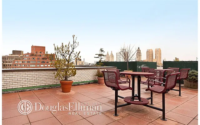 Rented by Douglas Elliman | media 18