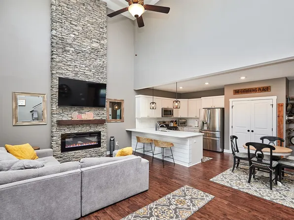 2605 SW 23rd St, Ankeny, IA 50023