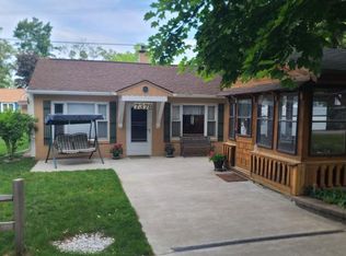 7378 Port Austin Rd, Caseville, MI 48725