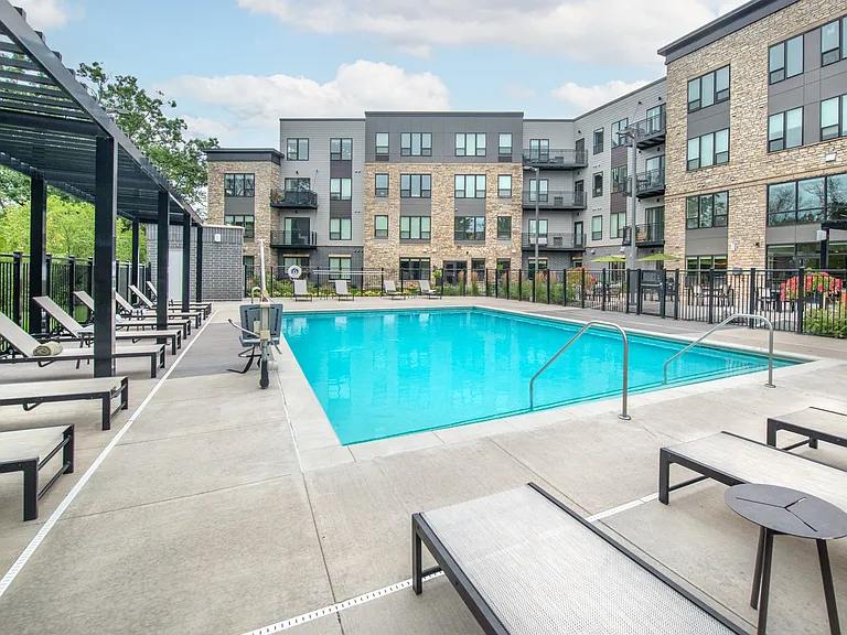 Northlake Lofts — Photo 33