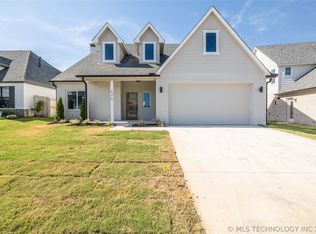 524 E 126th St S, Jenks, OK 74037