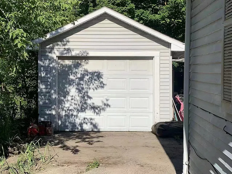 6303 Marsh Rd — Photo 6