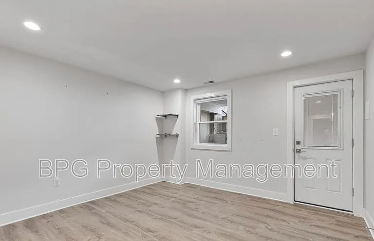 4122 5th St NW #1 — Photo 17