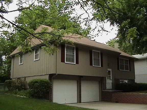 5th image of 714 Leprechaun Ln