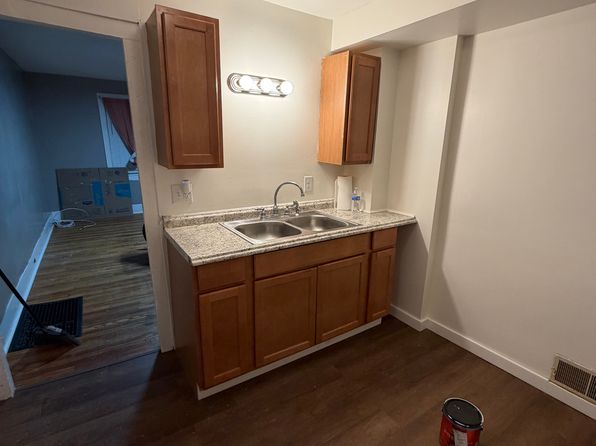 (undisclosed Address)