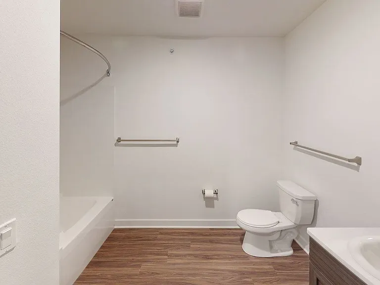 Meadowbrooke Apartment Homes — Photo 48