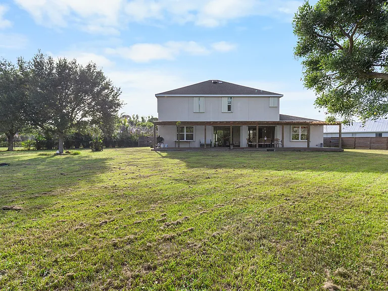 5648 NW Lorna Ct — Photo 52