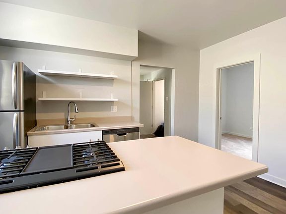 2nd image of 3638 W Belmont Ave #2F