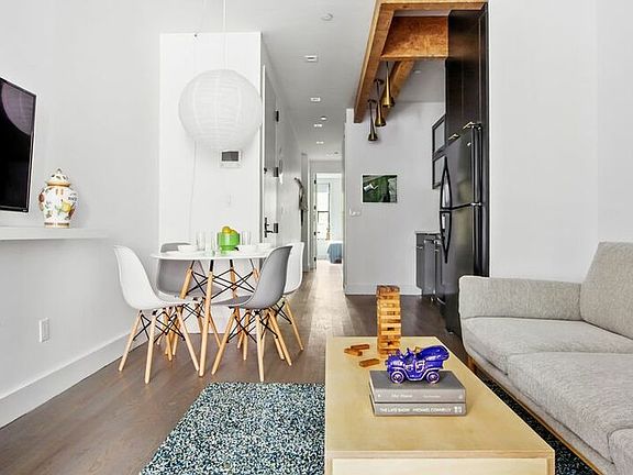 2nd image of 144 N 11th St #3R