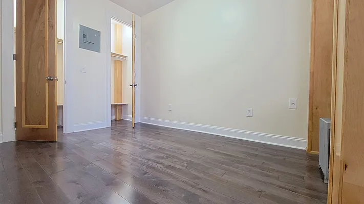 Rented by BRICK & GALO REALTY CORP | media 15