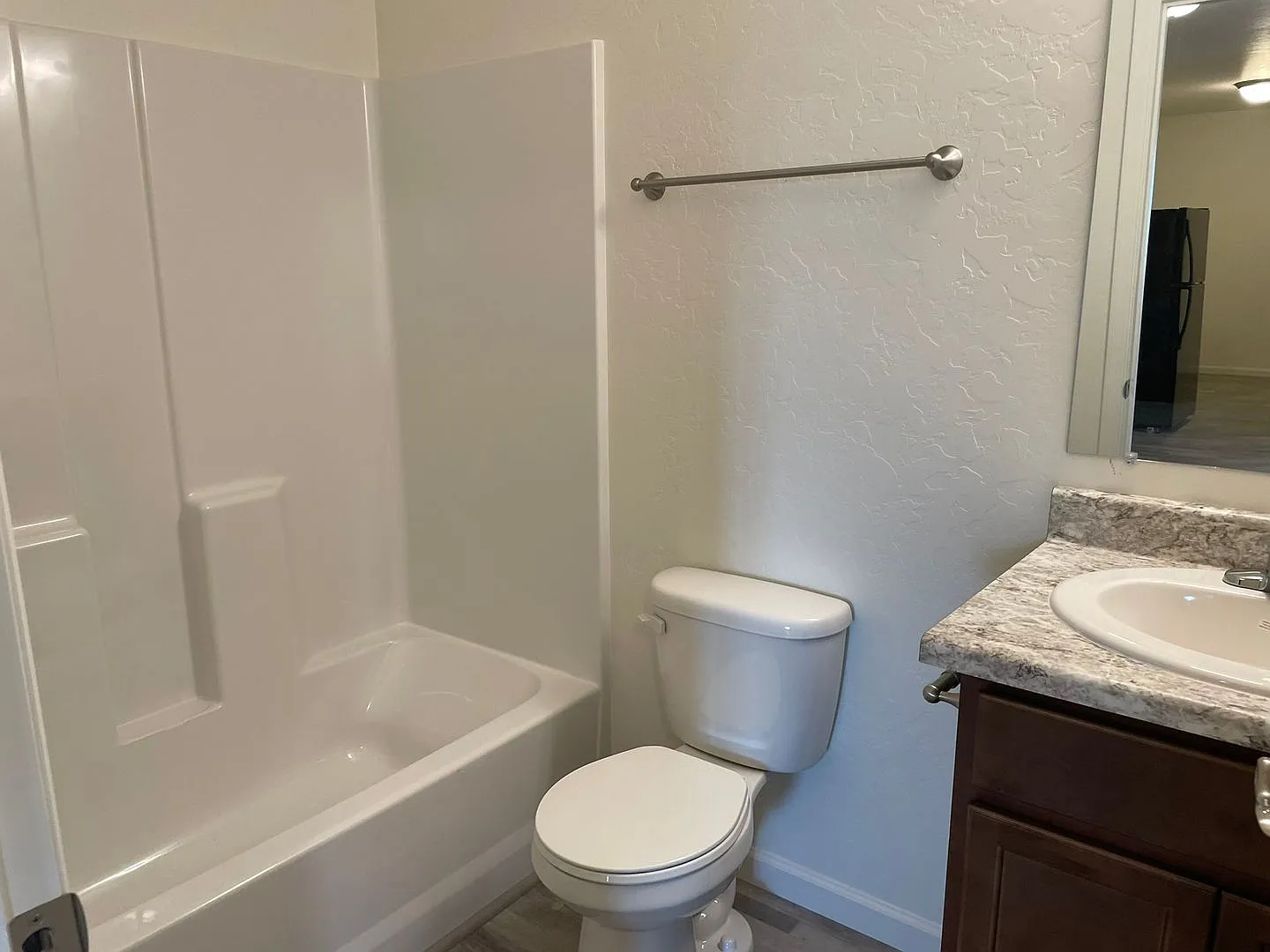 Brand New Apartments — Photo 3