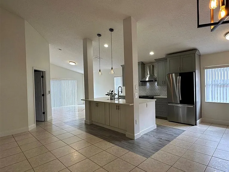 10707 Flycast Cir — Photo 4
