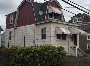 518 Elm St, Carnegie, PA
