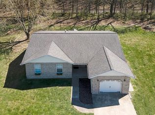 106 Wildwood St, Albers, IL 62215