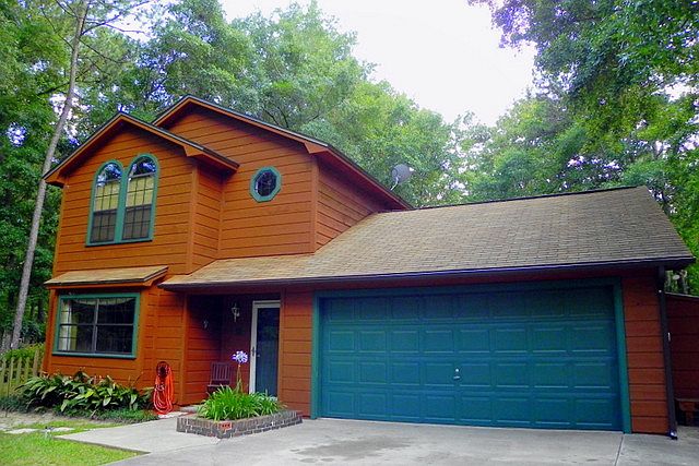 2nd image of 1608 Flint Ridge Ln