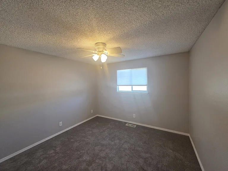 7113 W Arrowhead Ave — Photo 17