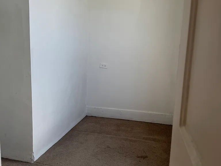 281 Lloyd St #2 — Photo 4