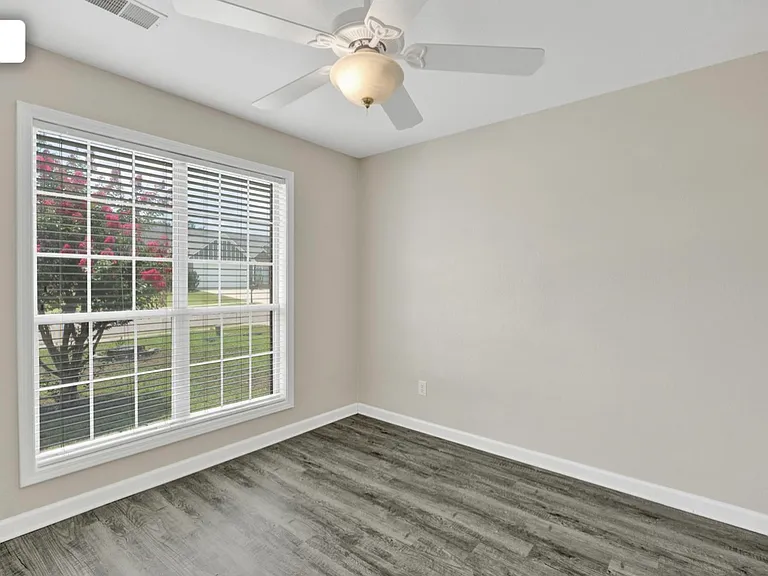 7707 Wyndham Cir — Photo 15