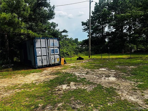 5th image of 1739 County Road 21 N