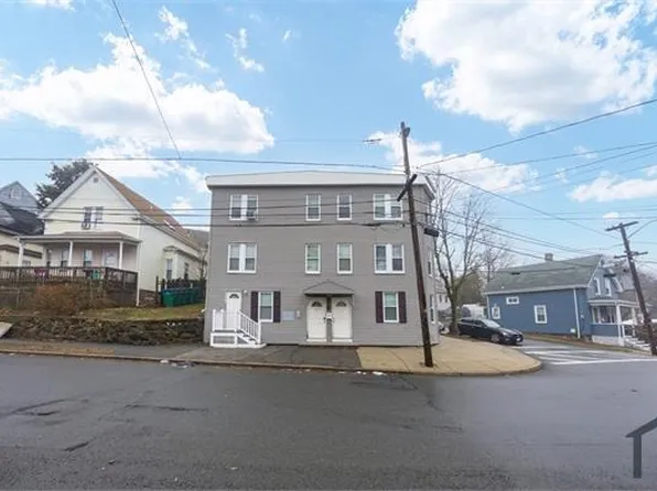 122 Marianna St #1, Lynn, MA 01902