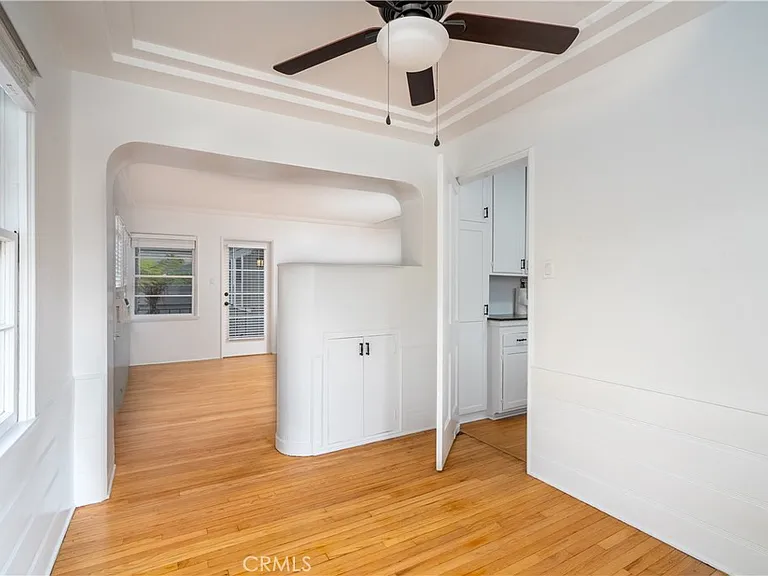 265 N Swall Dr — Photo 8