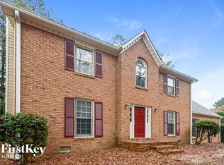 3150 Country Lake Dr, Powder Springs, GA 30127