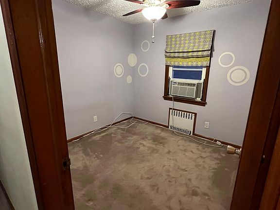 5th image of 62 Kensington Ave
