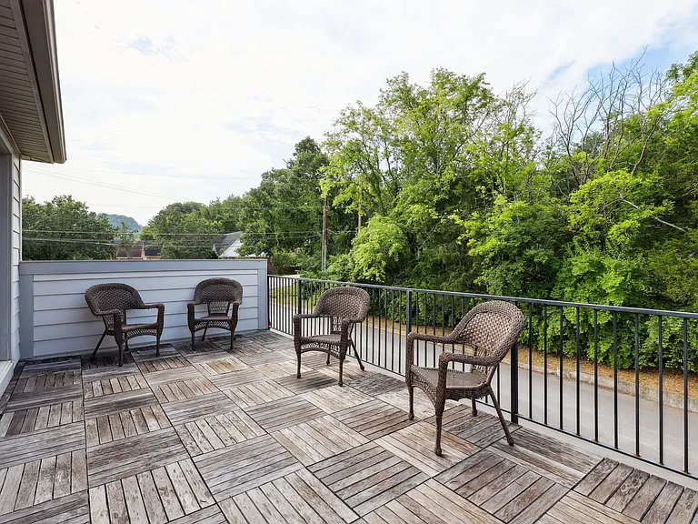 200 Cedar Place Row — Photo 36