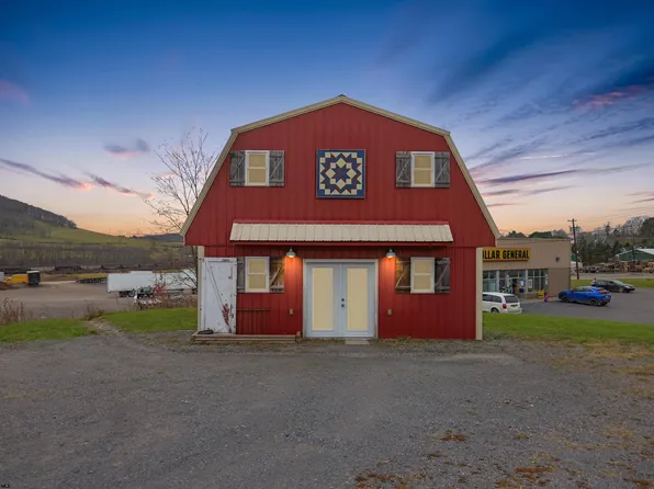 1210 E State Ave, Terra Alta, WV 26764