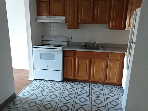5th image of 3216 Opal Ct