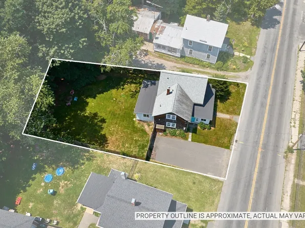 78 Ferry St, Easthampton, MA 01027
