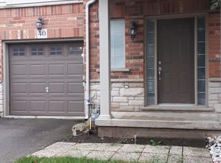 40 Myers Ln, Hamilton, ON L9G0A5