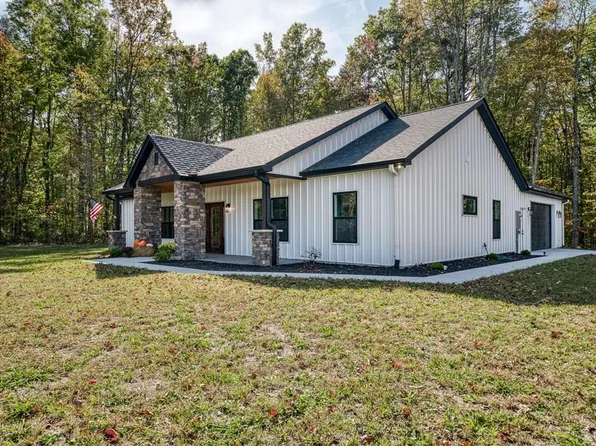 335 Rocky Top Rd, Monterey, TN 38574
