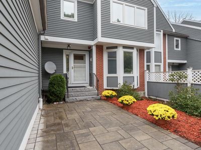 49 Hickory Lane, Windham, NH, 03087