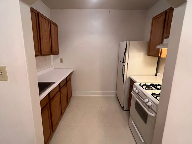 The Riviera Apartments — Photo 44
