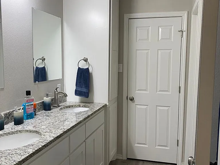 525 N Chicago Ave — Photo 9