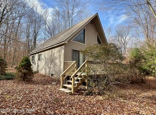 1612 Lakeview Dr, White Haven, PA 18661