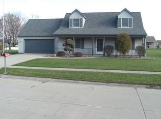 612 Timberlane Dr, Kendallville, IN 46755