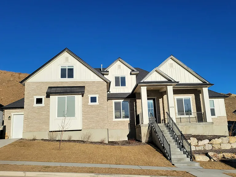 4432 N Seasons View Dr — Photo 2