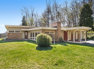 6100 Meadow Ln, Bakerstown, PA 15007